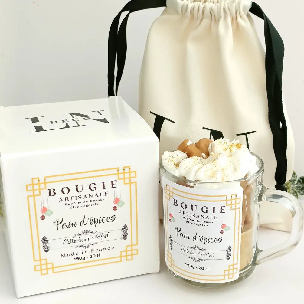 Gingerbread-themed mug candle