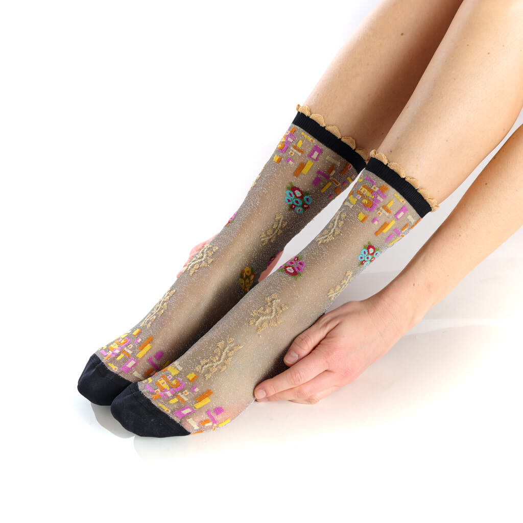Precious Kiss Sheer Socks