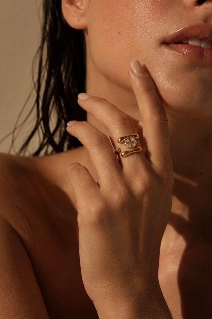Bague ouverte à cristal ovale en acier inoxydable 424AQ323