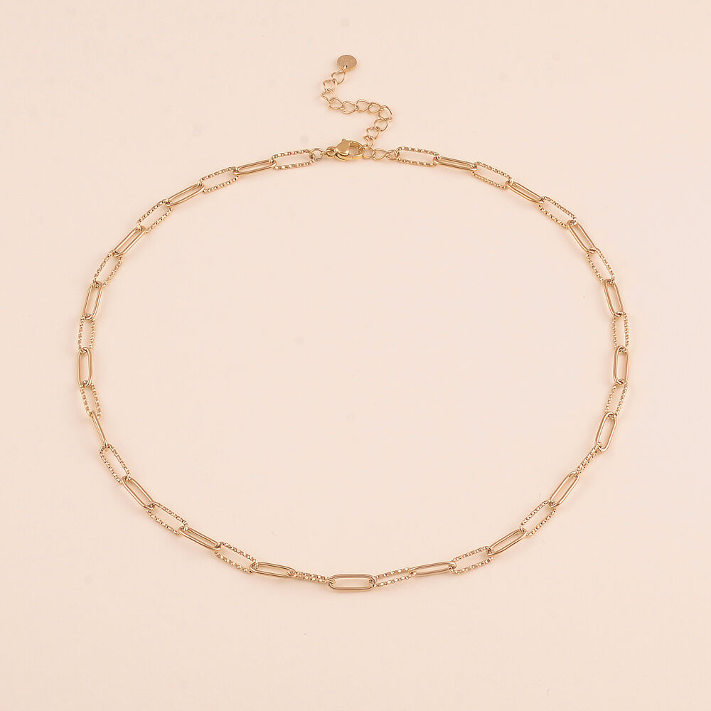 Necklace - alternating rectangular, rounded, serrated and smooth links