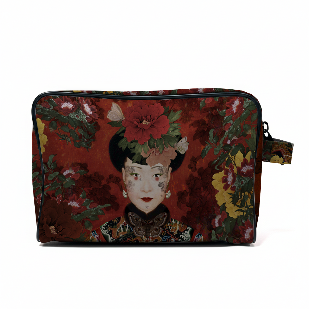 THE EMPRESS VELVET TOILETRY BAG