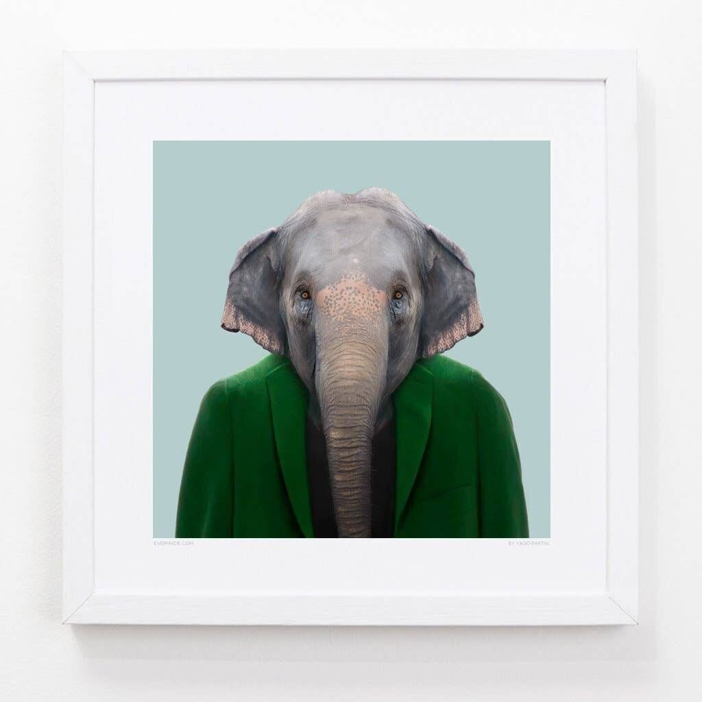 Bagus, der asiatische Elefant__Hellblau / Groß [61cm x 61cm] / Ungerahmt
