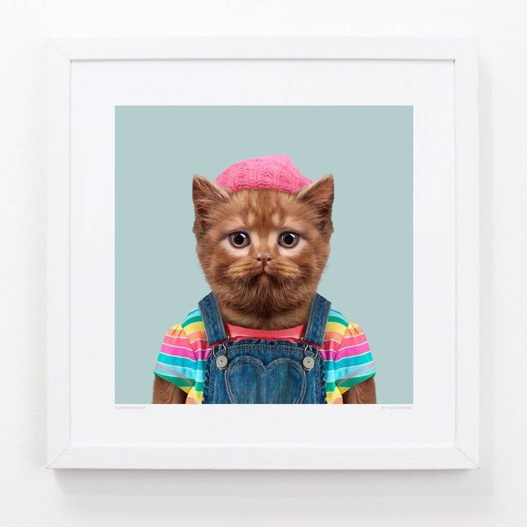 Abby, il gatto British Shorthair__Azzurro / Grande [61 cm x 61 cm] / Senza cornice