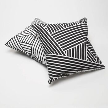 Coussin à rayures 4