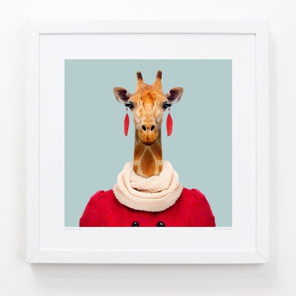 Ayana, la giraffa del nord__Azzurro / Grande [61 cm x 61 cm] / Senza cornice