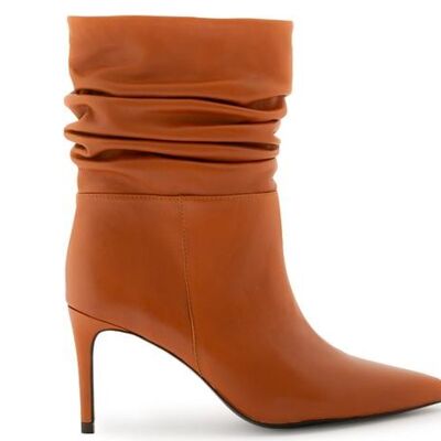 Michelle cognac leather boots