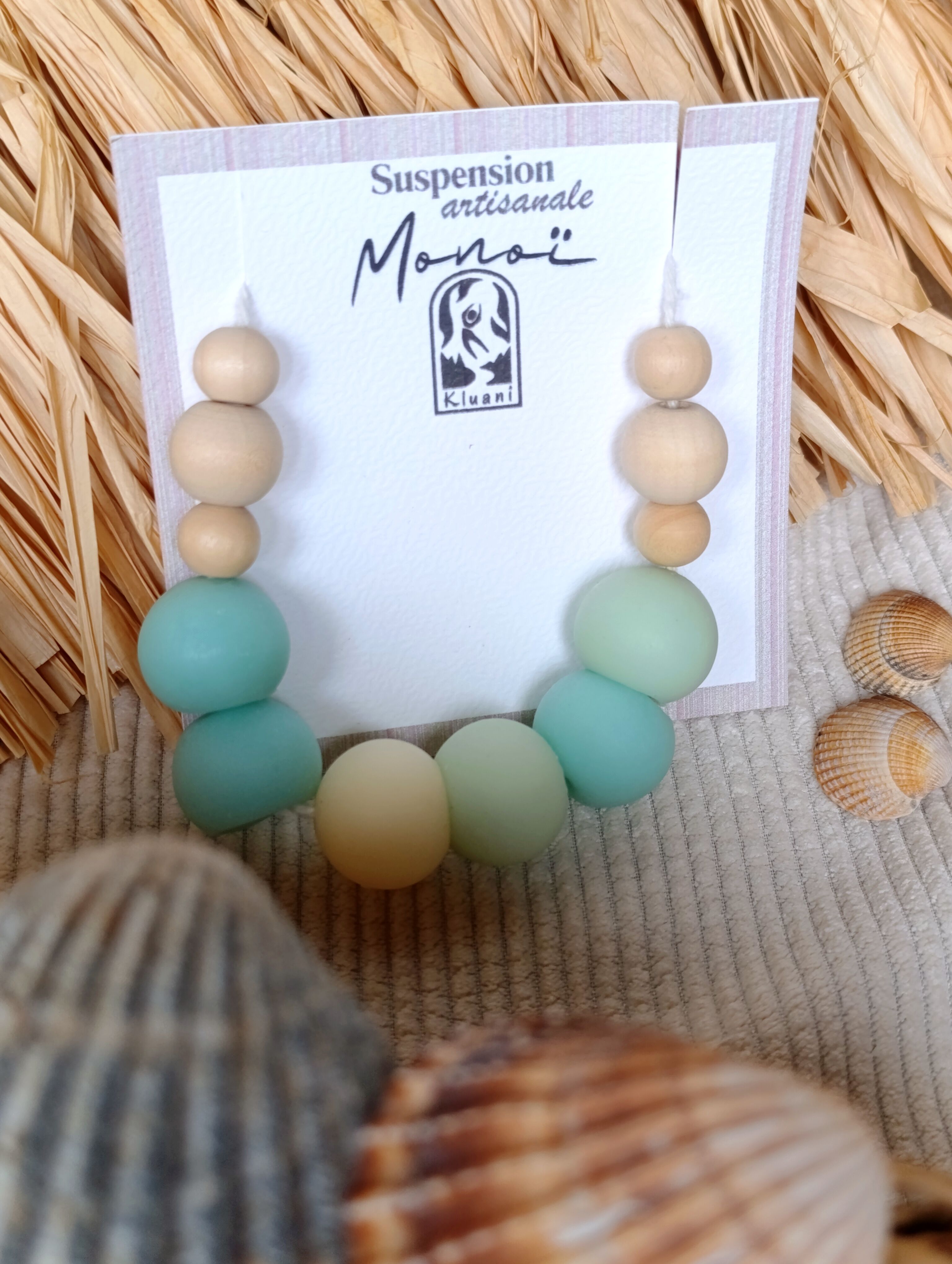 Handcrafted scented pendant - Monoi