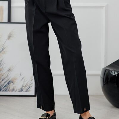 Pantalon noir avec plis et poches