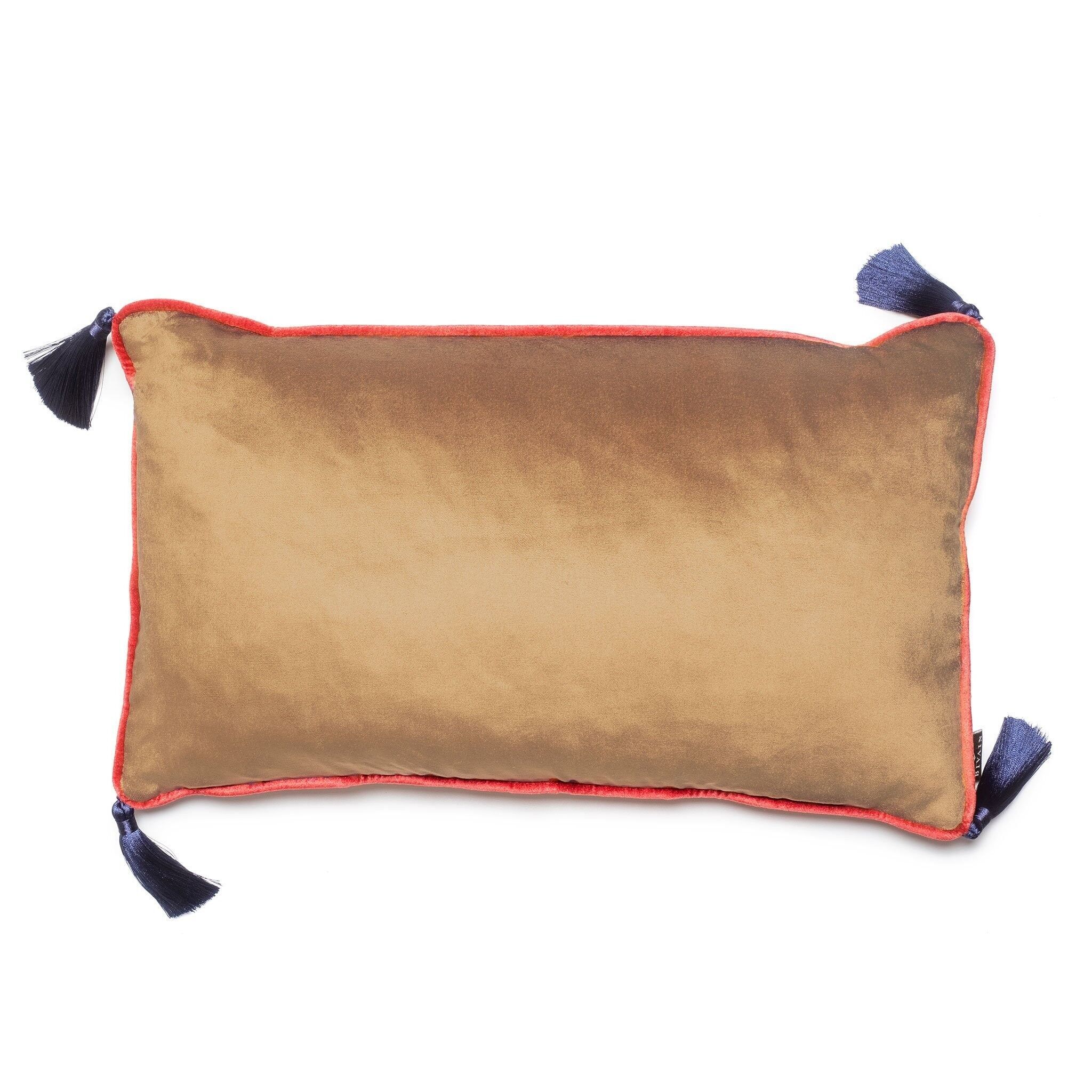 Cuscino rettangolare in velluto bronzo con nappe