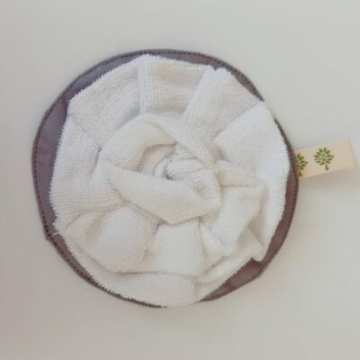 Washable organic shower flower Pearl Gray Size S