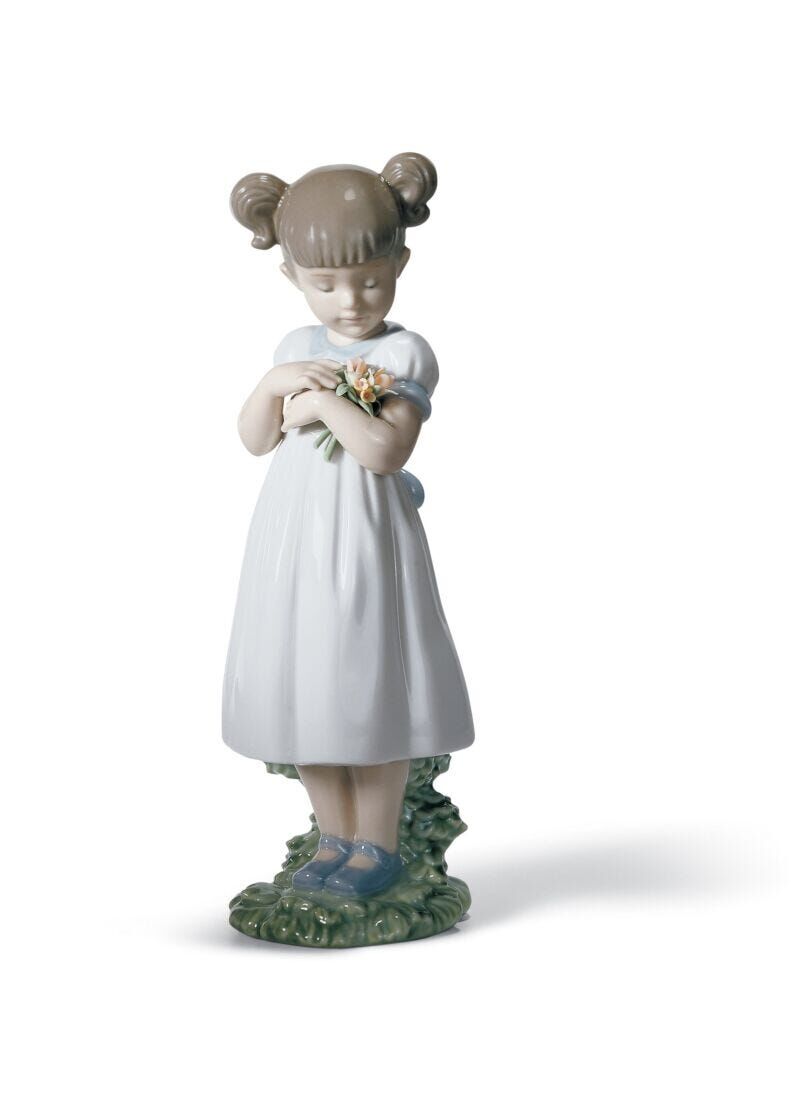 Buy wholesale Lladro Little Daisy Girl Figurine