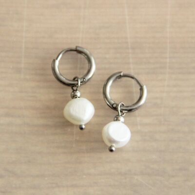 CB351 -  Stainless steel creoles with freshwater pearl drop - silver