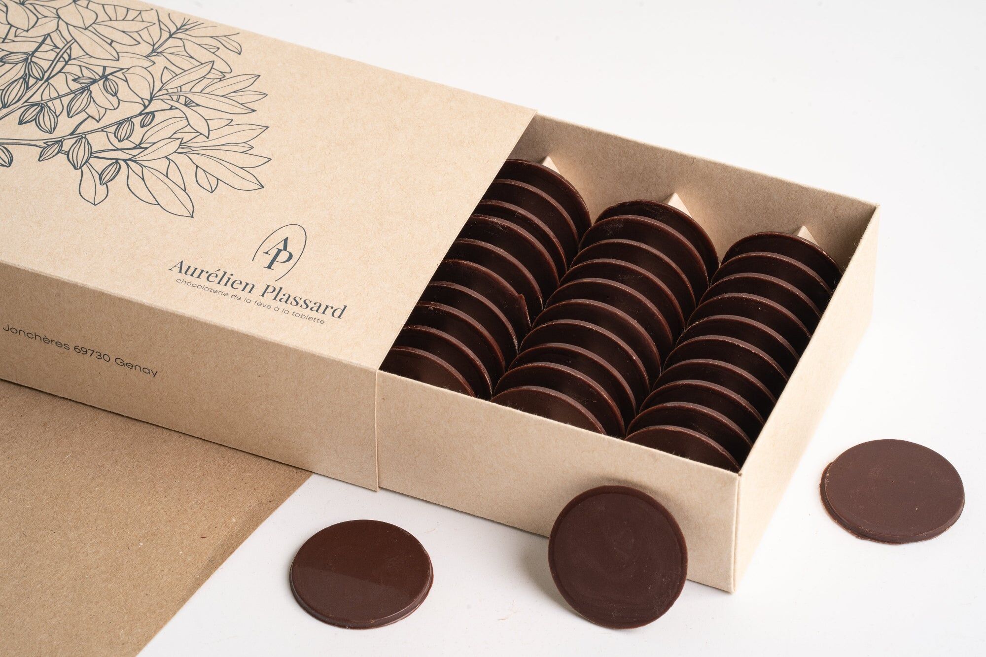 Box of 50 single origin tasting chocolate discs