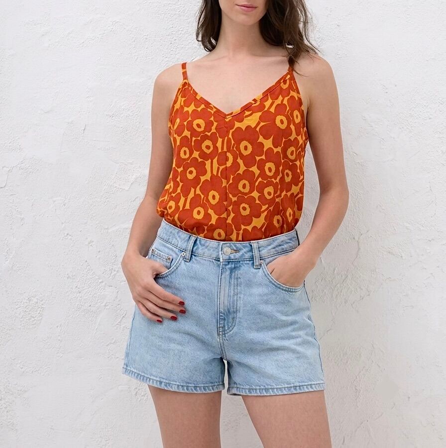 Floral print V-neck flowy tank top
