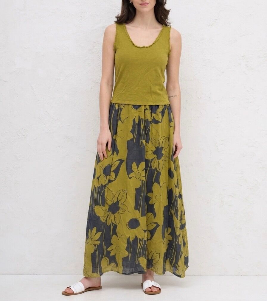 Long, two-tone tank dress with a round neck and frayed armholes, floral pattern
