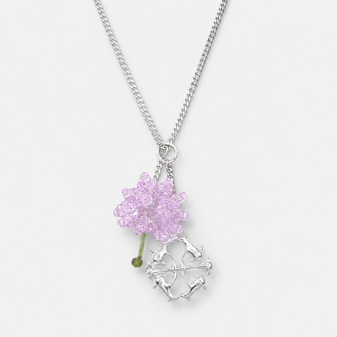 Collier pendentif fleur rose en perles et cristaux logo Helena Thulin - Erica Rosa Williams