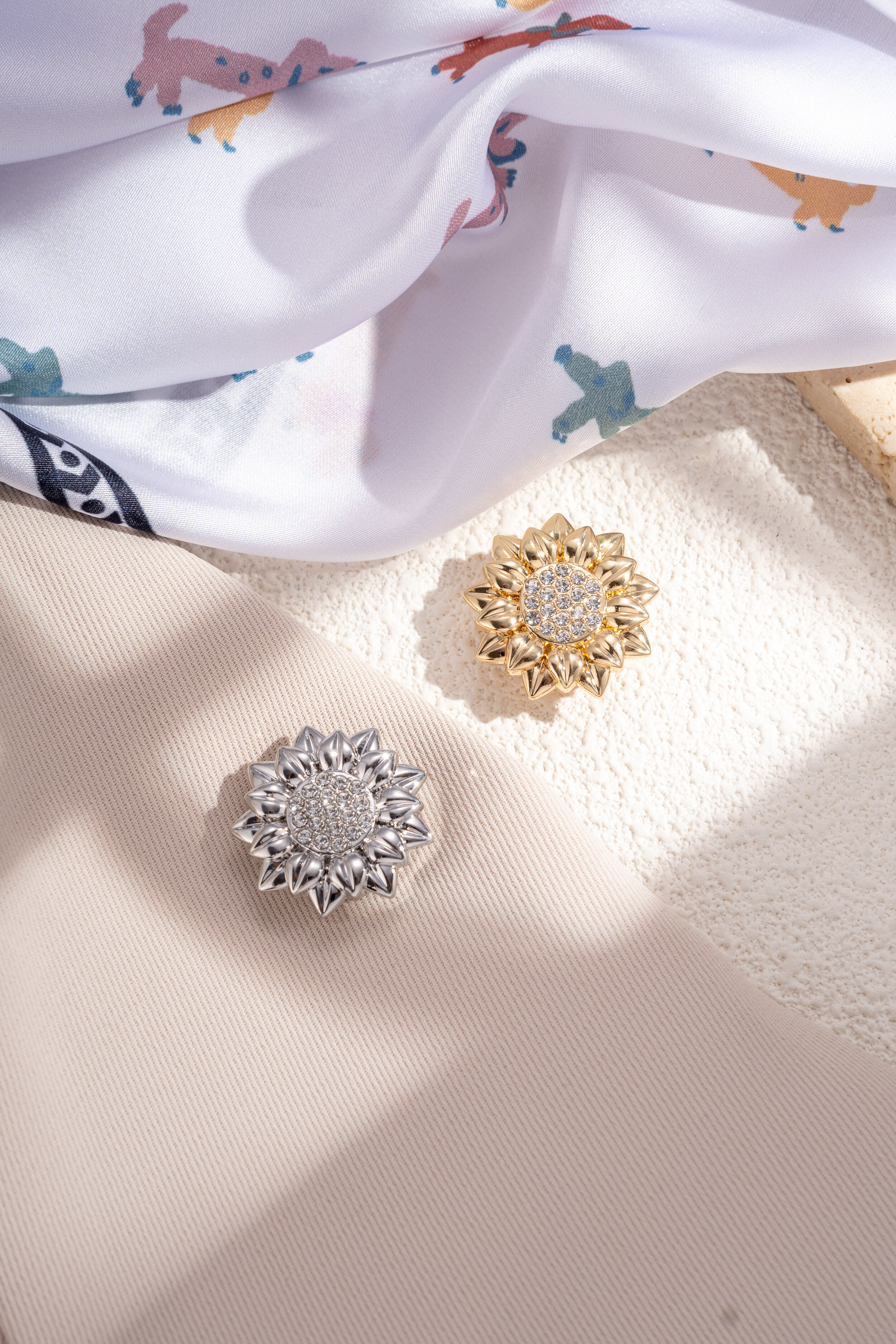chic gold and silver crystal daisy collar cufflinks