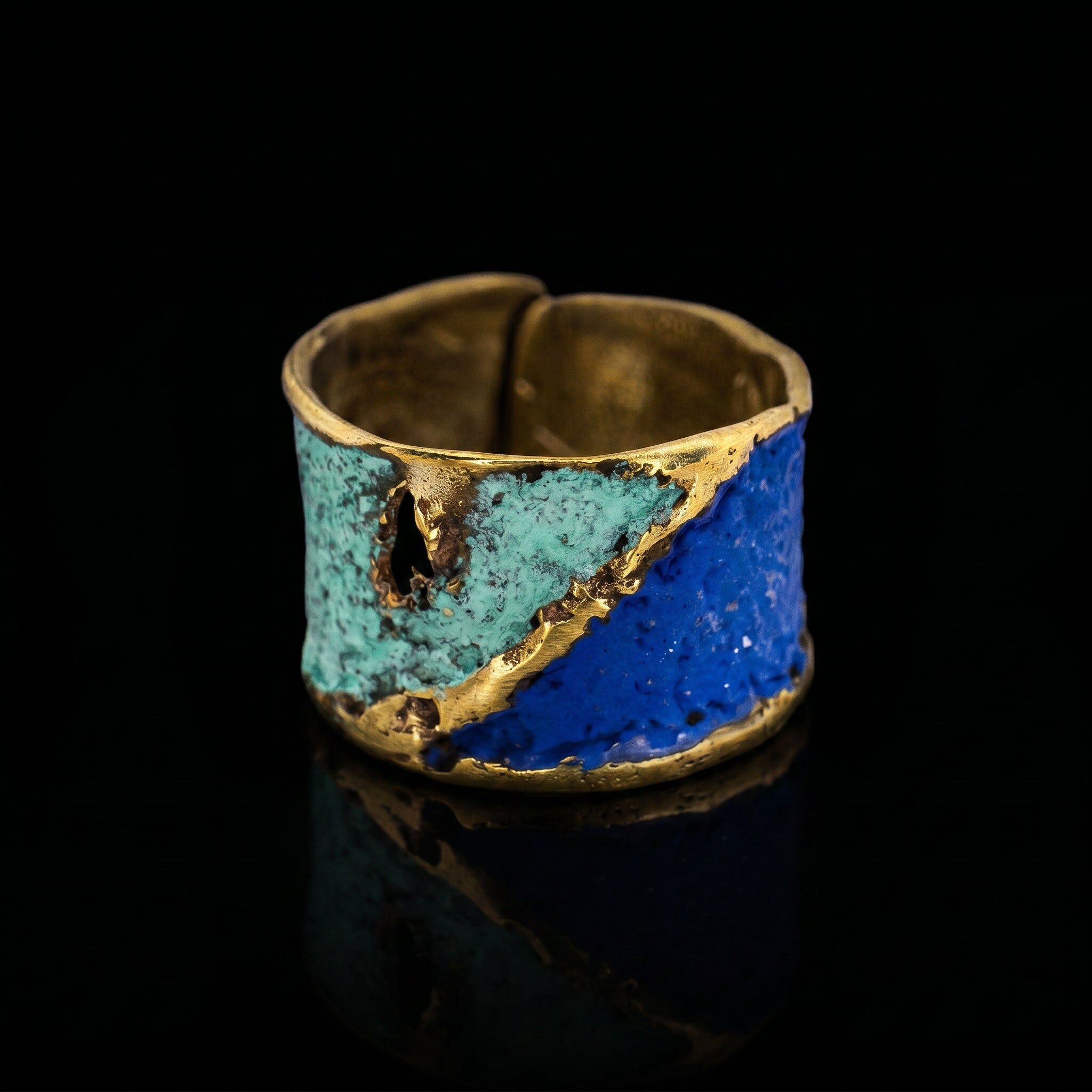 Strata-Ring • Strukturierter, massiver Ring • Organischer, skulpturaler Statement-Schmuck