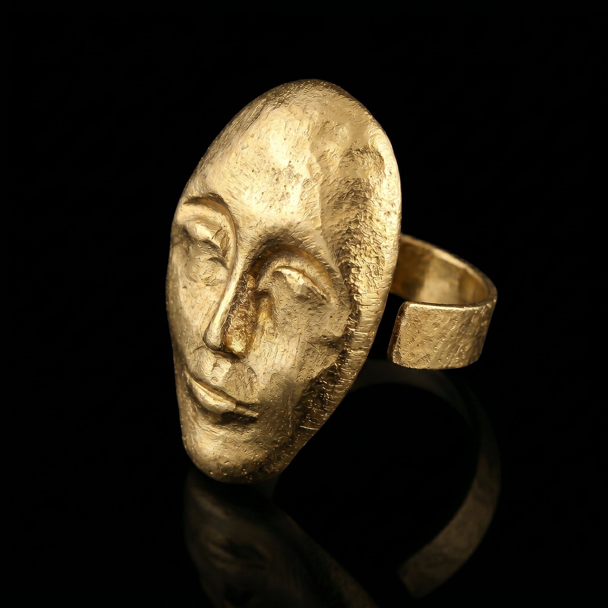 Echoes of Time Ring • Goldener oder versilberter gotischer Statement-Ring