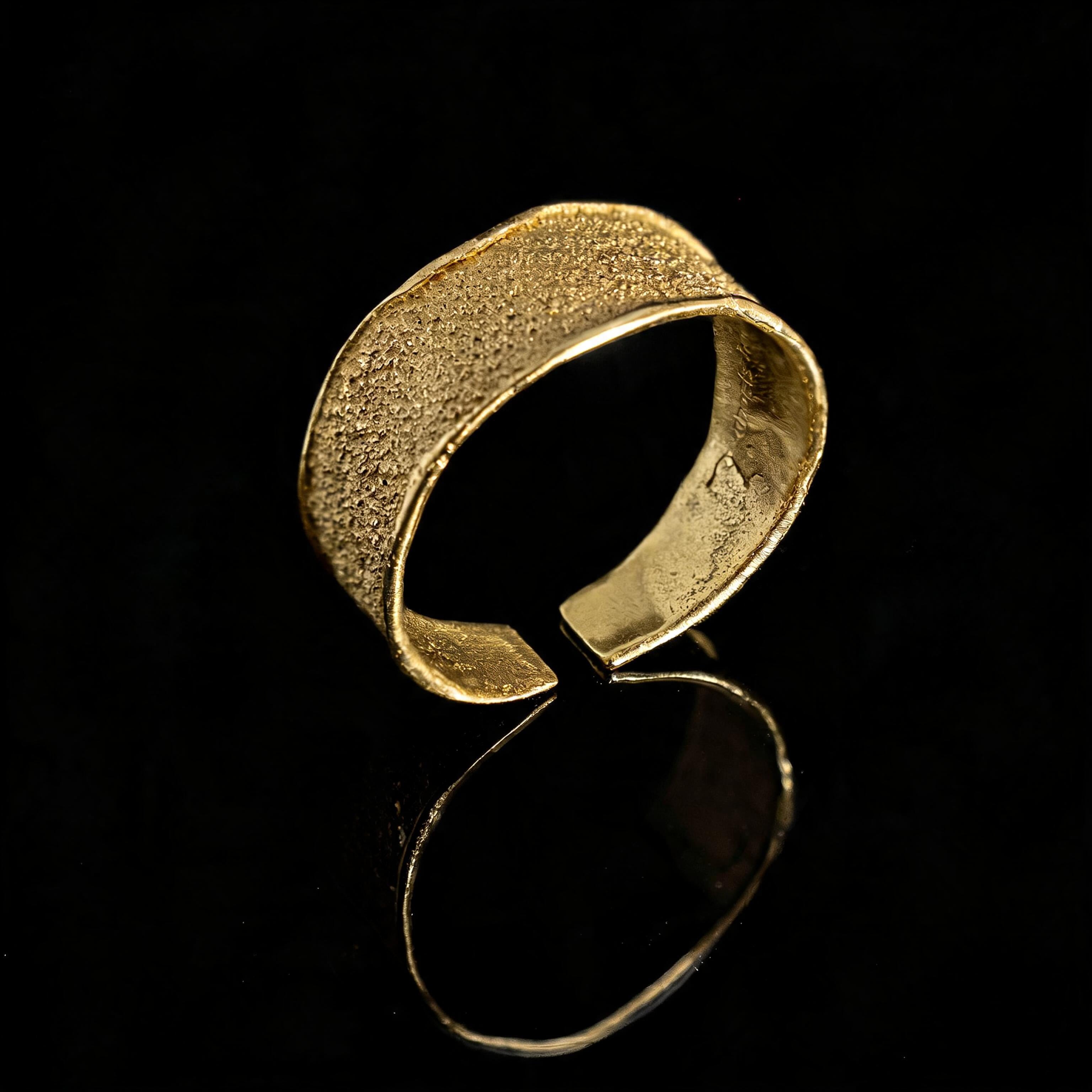 18K Aurum Circulus Armband • 18K vergoldetes, leuchtendes, skulpturales Statement-Armband