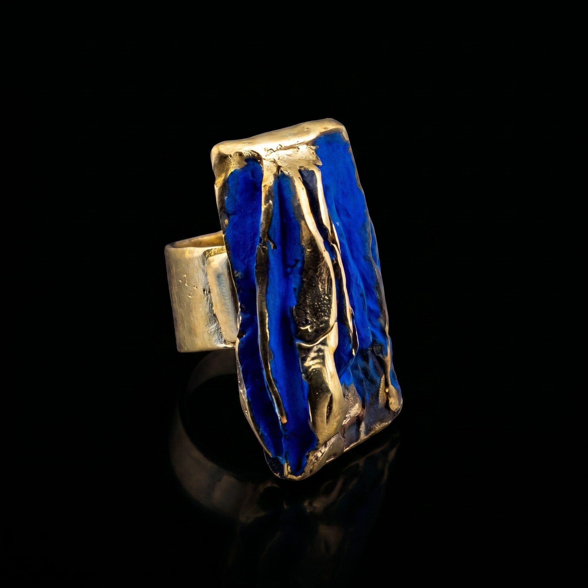Modernistischer Kantenring • Architektonischer Statement-Ring • Skulpturale, tragbare Kunst im modernen Stil