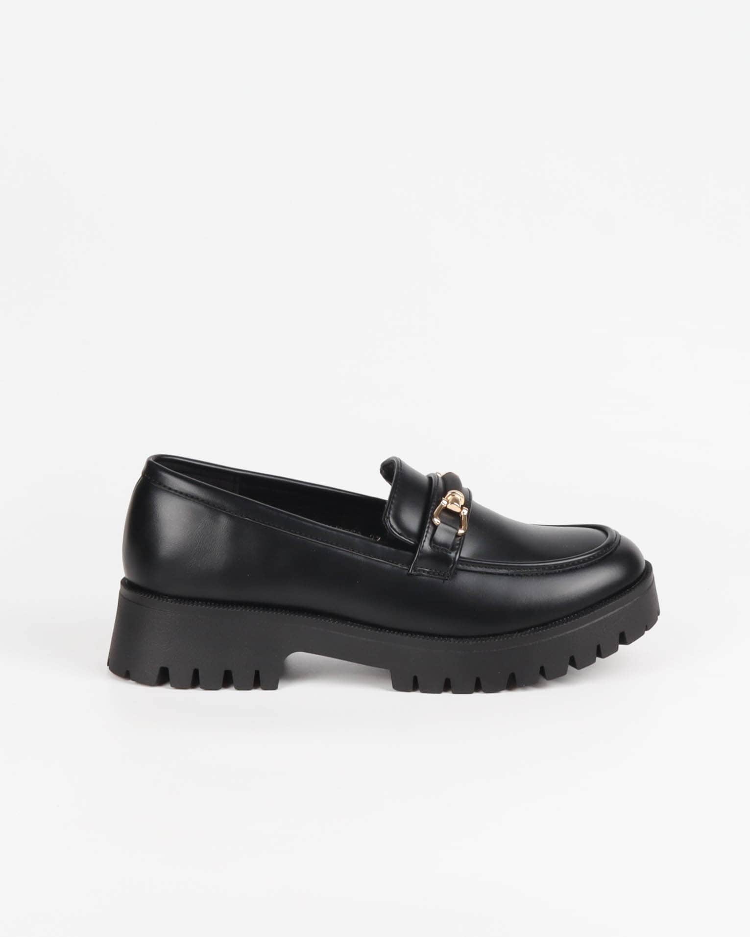 Women's moccasins, notched sole, horsebit detail and smooth finish