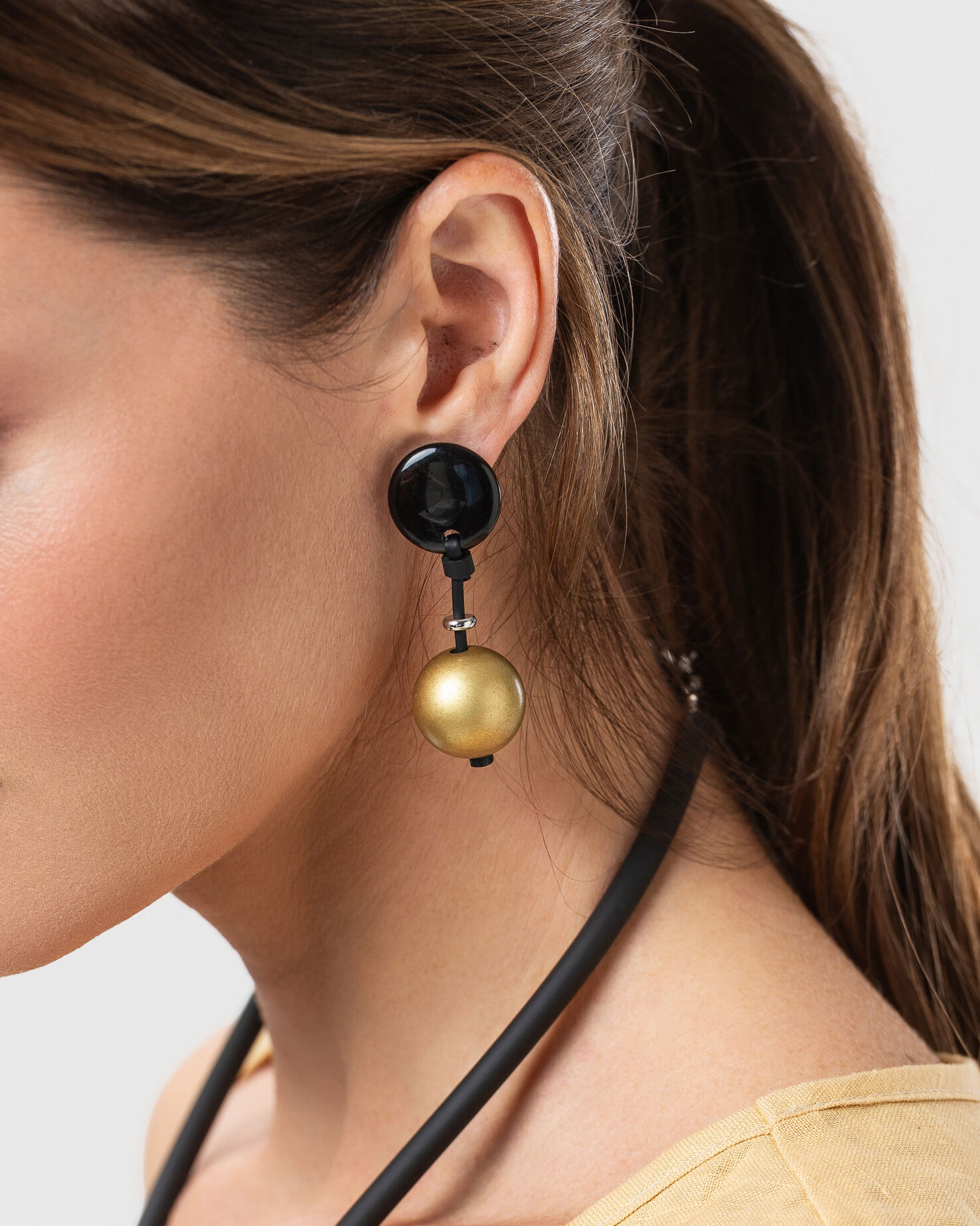Boucles d'oreilles en résine
