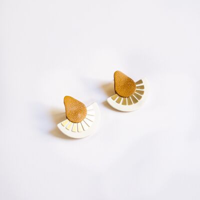 Lotier flower earrings in mustard and white leather