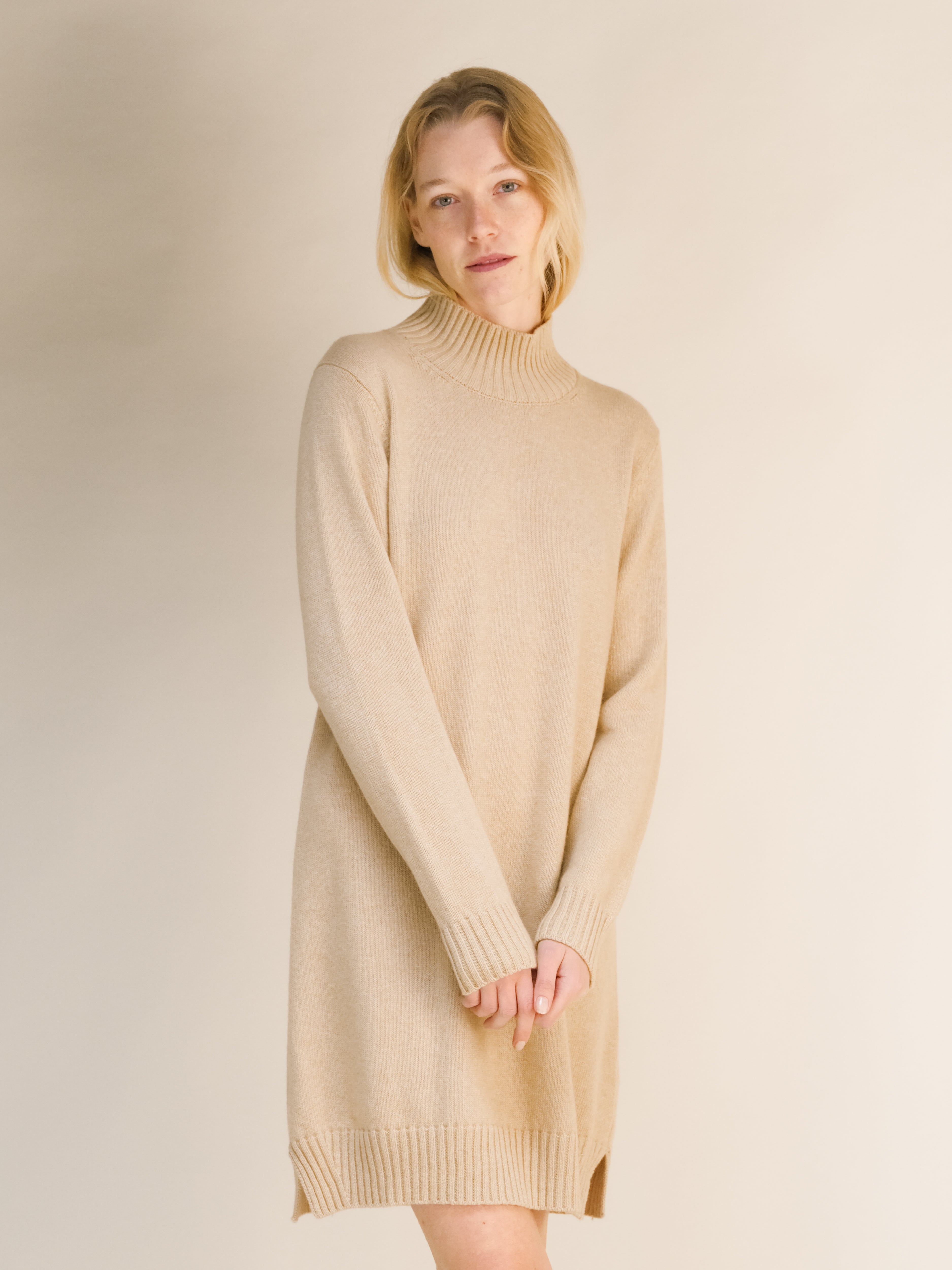 Robe midi à col montant en cachemire mélangé