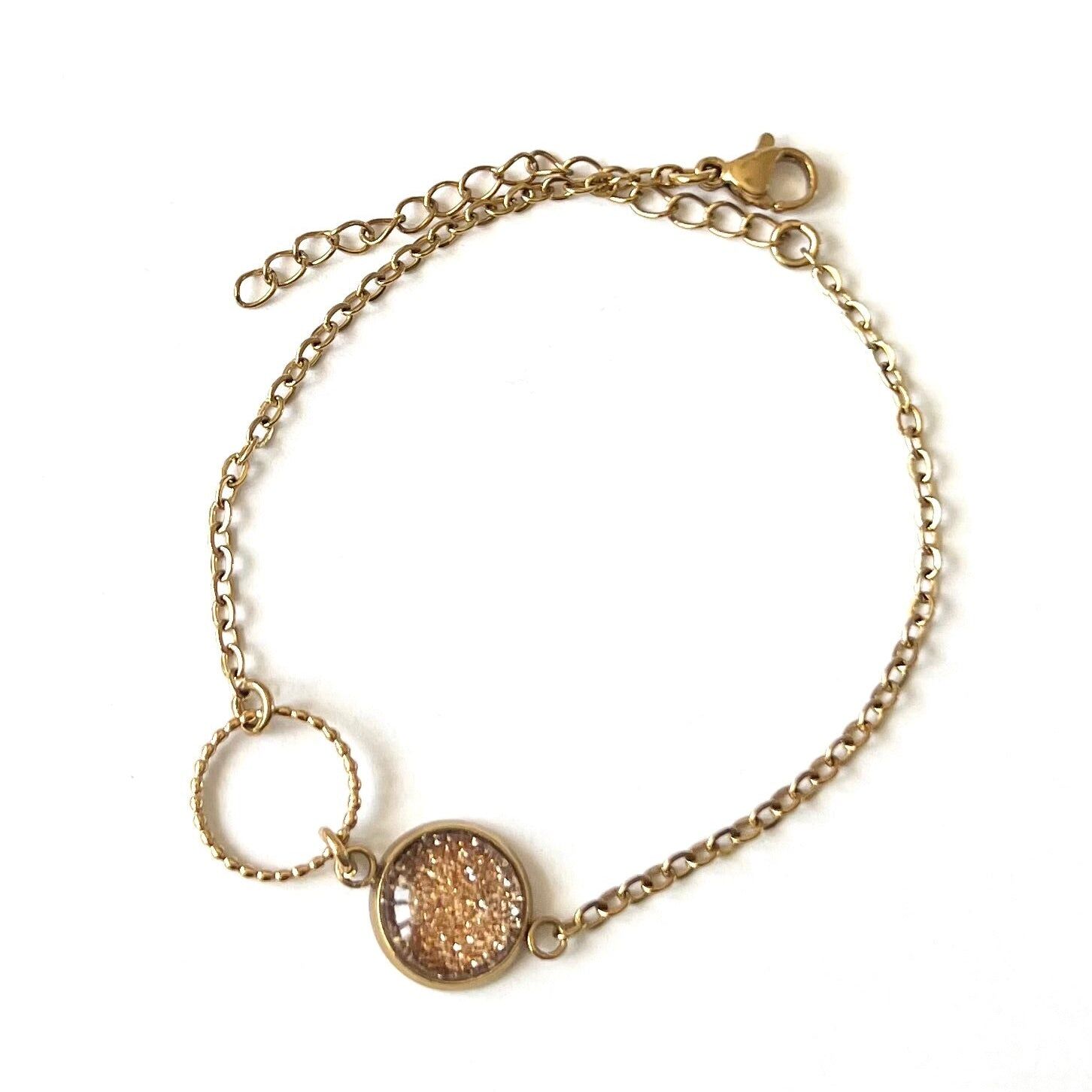 Bracelet fin Paillettes Dorées, anneau ciselé, finition dorée ou argentée