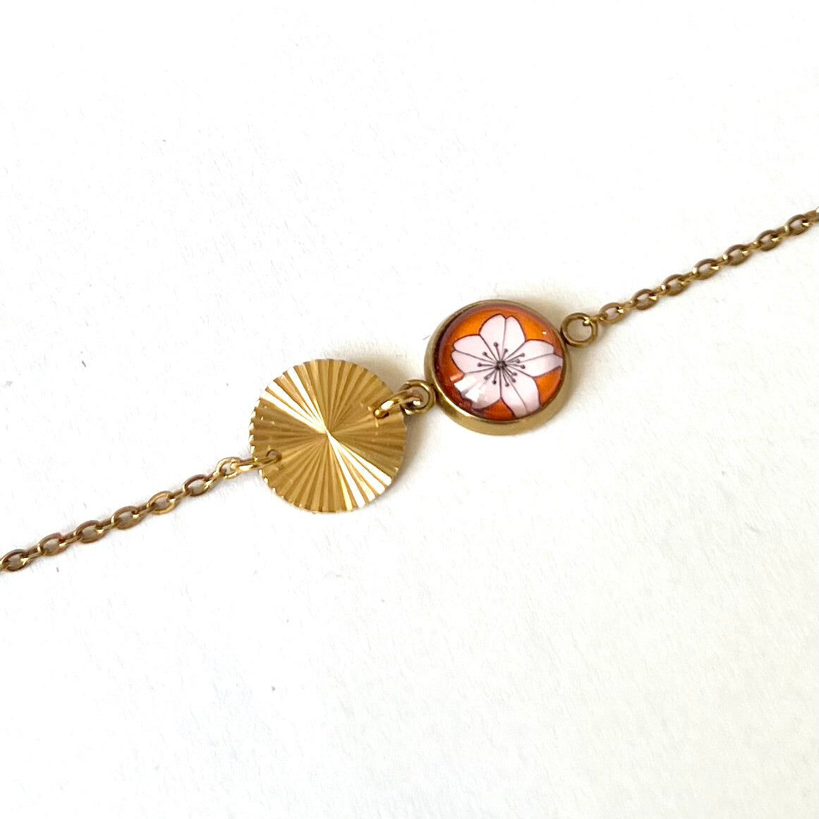Bracelet fin fleur de sakura orange et rose, finition dorée ou argentée