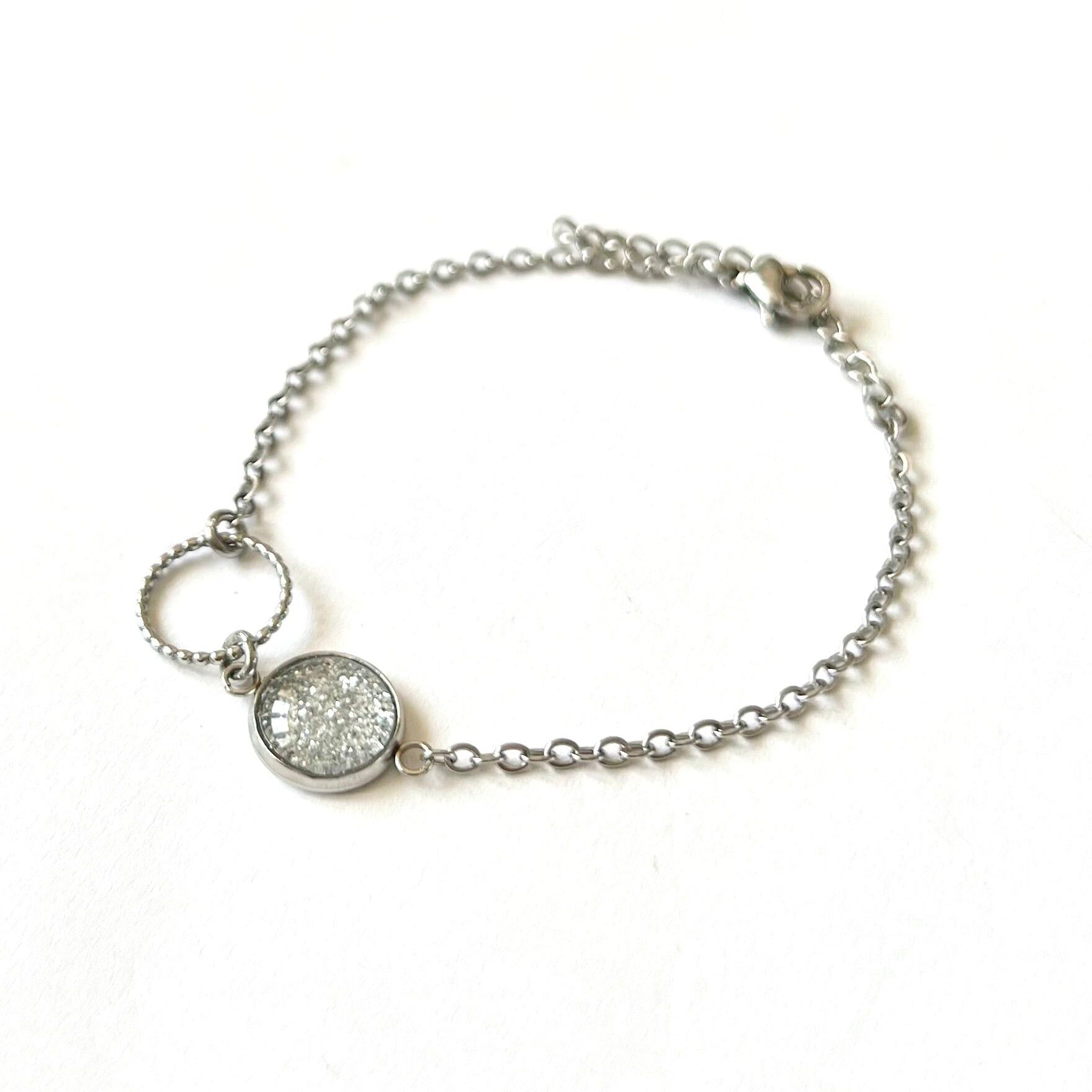 Bracelet Fin Paillettes Argentées, anneau ciselé en Acier Inoxydable