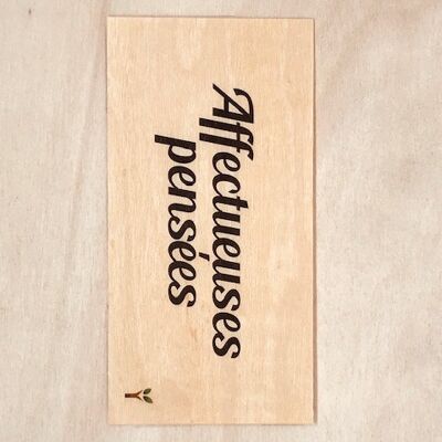 Tarjeta de madera pensamientos amorosos