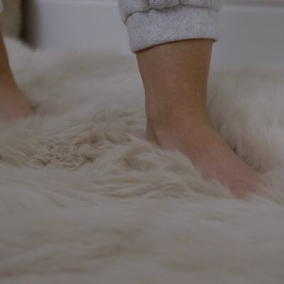 Ethically crafted Double Sheepskin for bedside - oyster