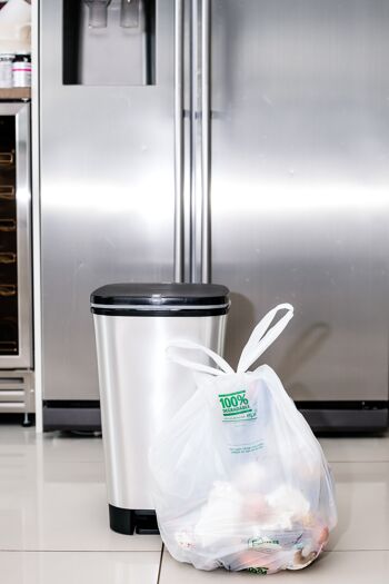 Evaness Sacs poubelle à pédale 100 % dégradables blancs avec poignées à attache | 20-30 litres - 40 sacs/rouleau 2