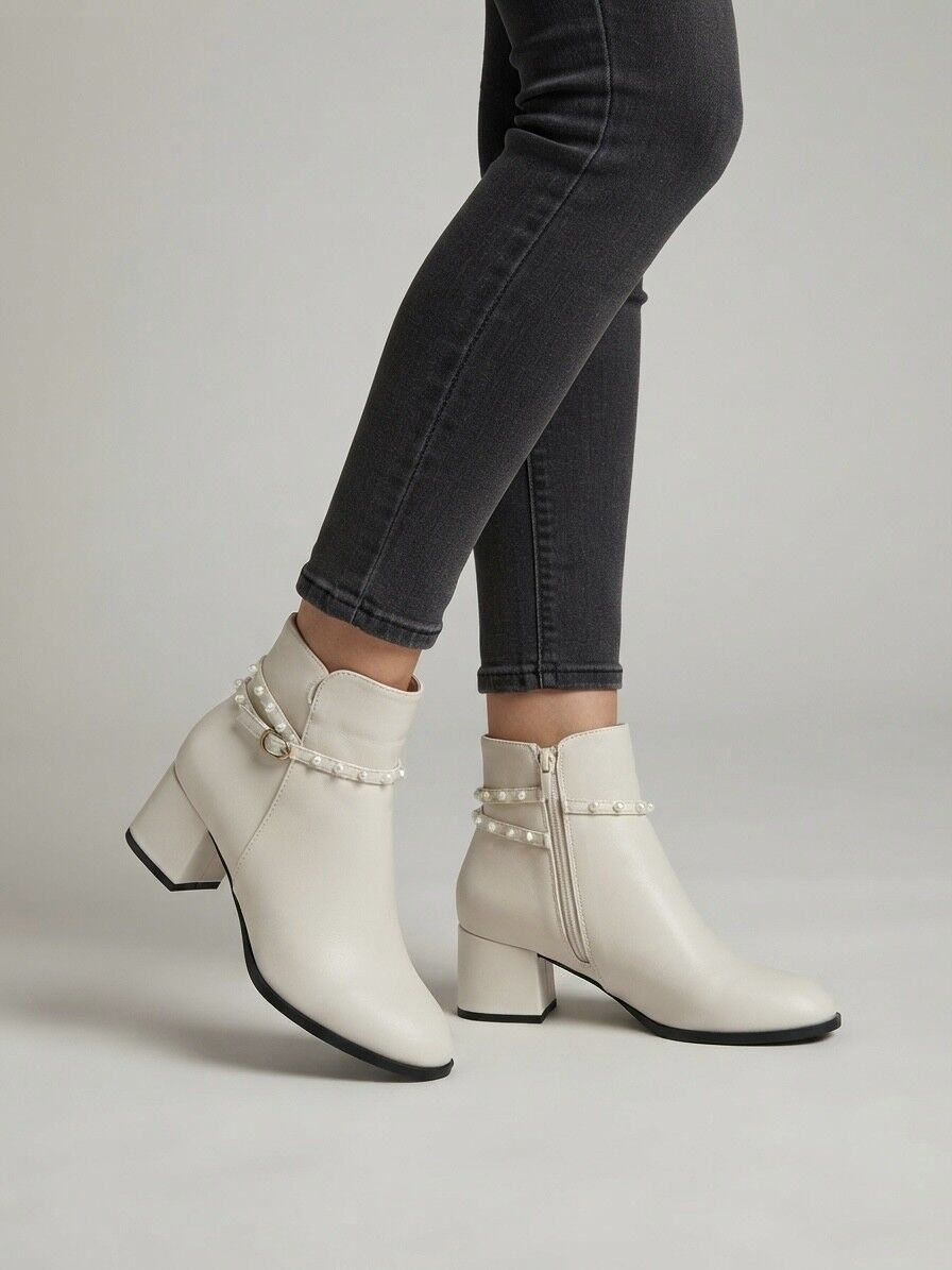 ANKLE BOOTS WITH BEADED AND INSIDE ZIPPER