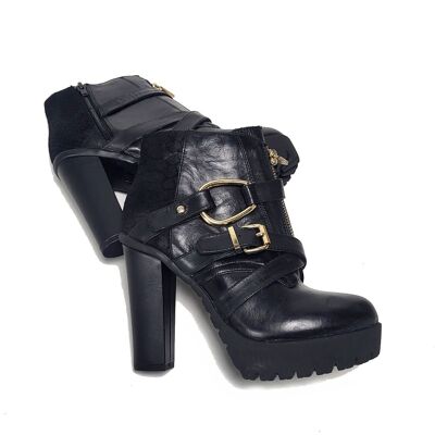 Black genuine leather la strada ankle boots with gold buckles