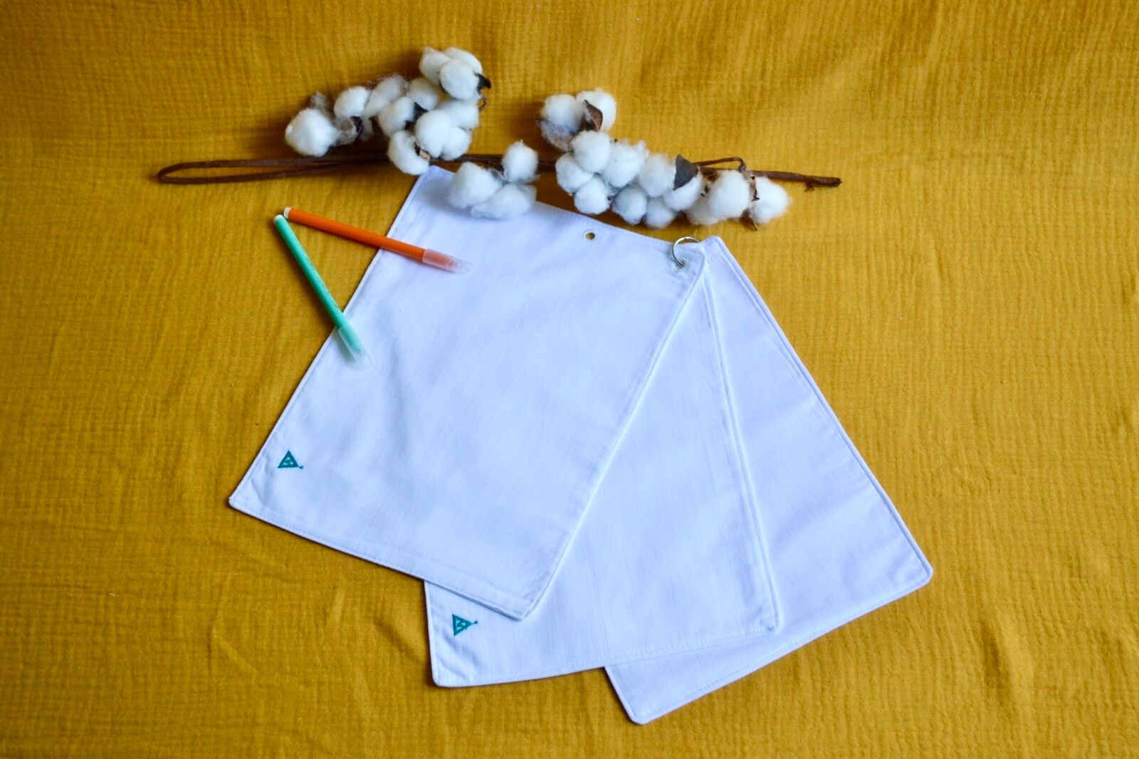 Confezione di carta bianca lavabile