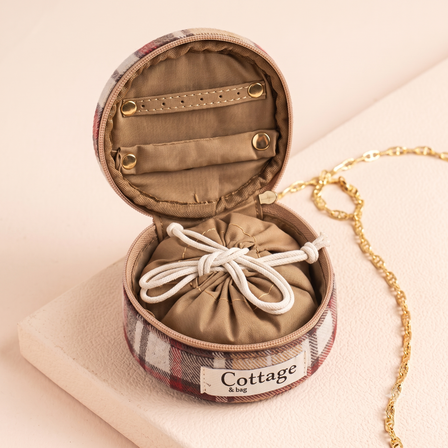 Round cotton jewelry box