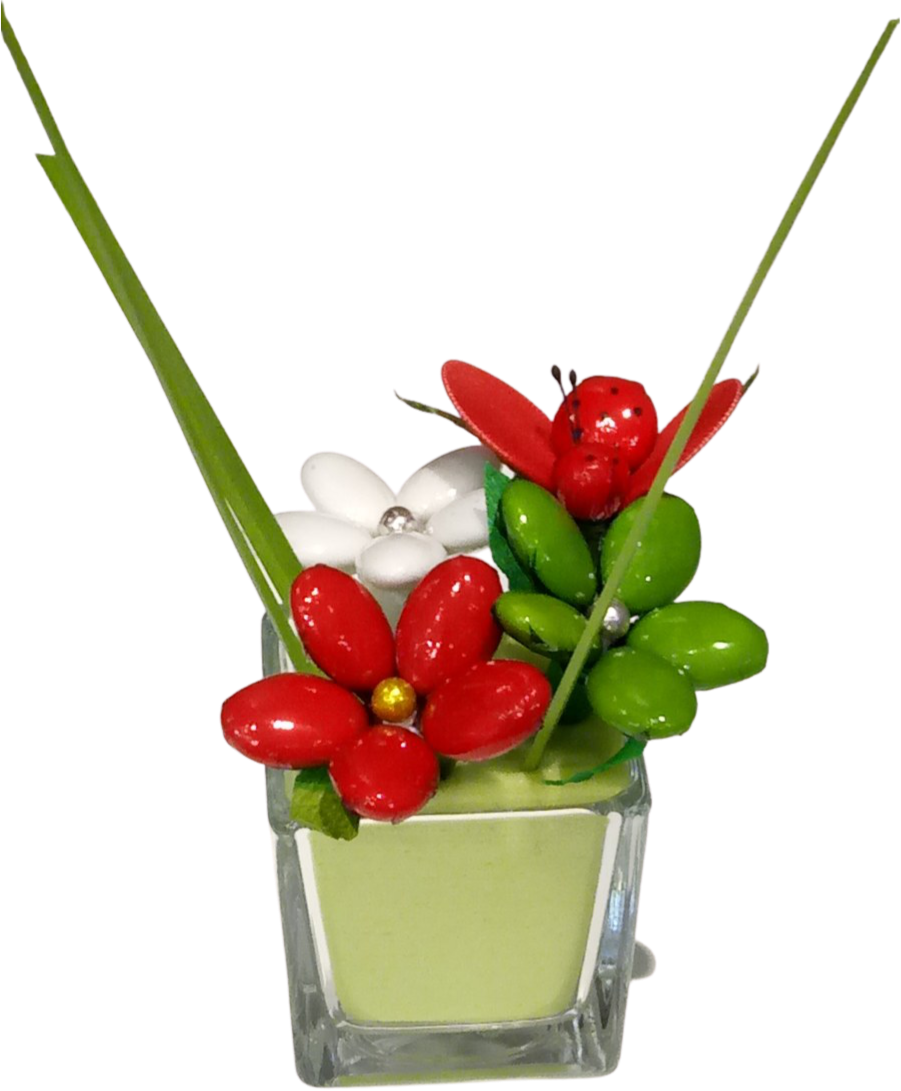 Christmas cube with sugared almond flowers and chocolate