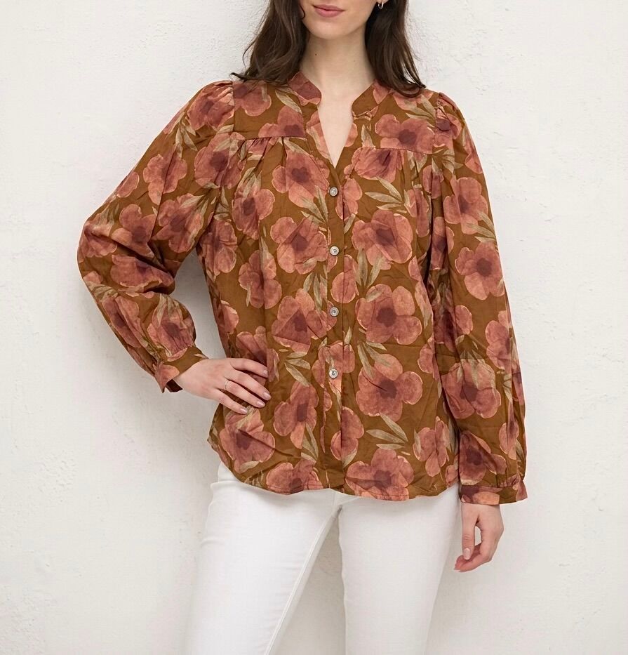 Bohemian long-sleeved shirt with buttoned cuffs, mandarin collar, and floral print yoke on the chest and shoulders