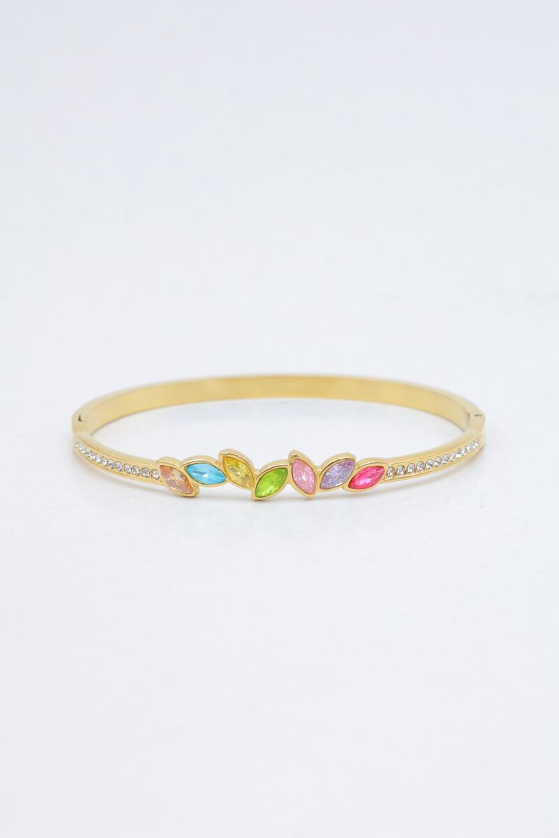 Stainless steel bangle bracelet