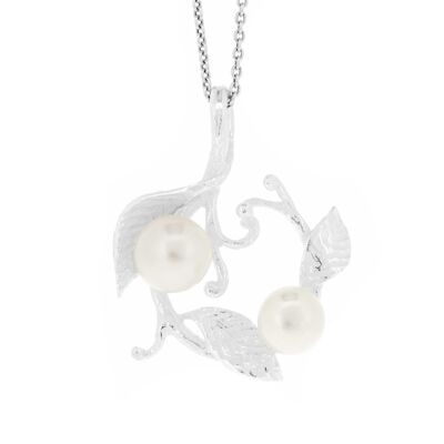 Secret Garden Pearl Pendant with 18" Trace Chain and Box (K-P877-S+N301+BOX)