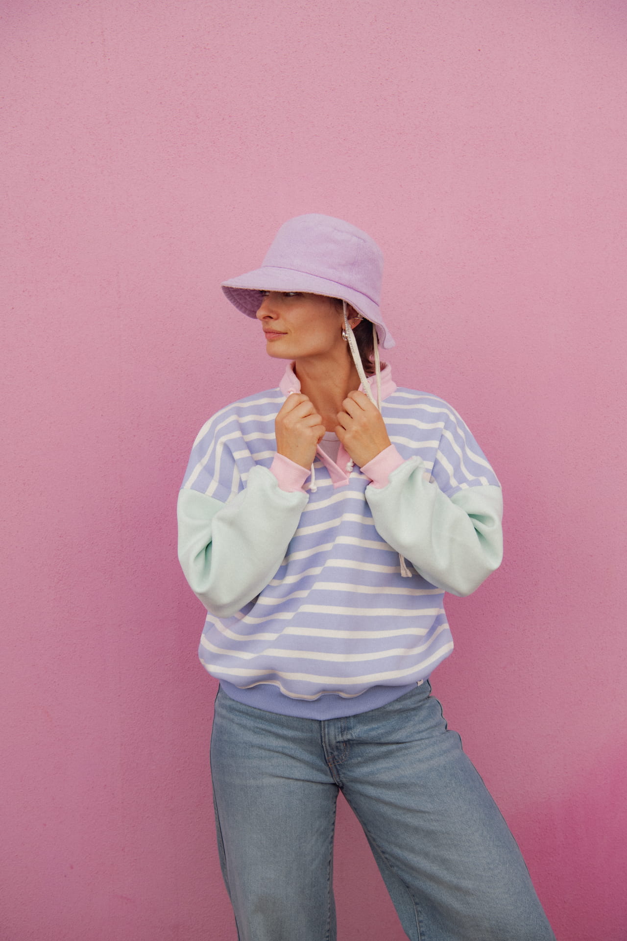 Pre-order Women's Sweatshirt - Mentalo 90's
