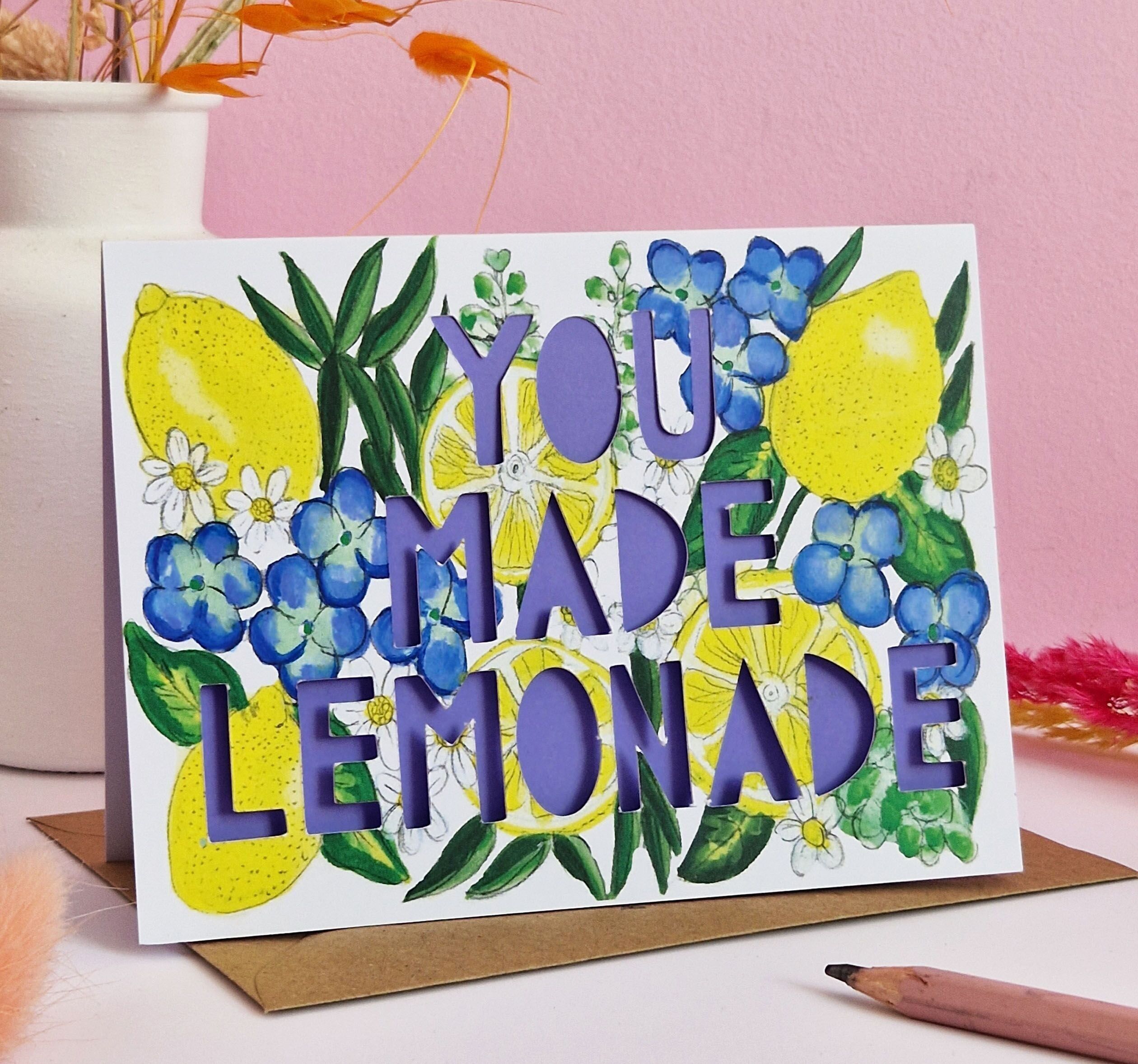 Carte de félicitations en papier découpé You Made Lemonade