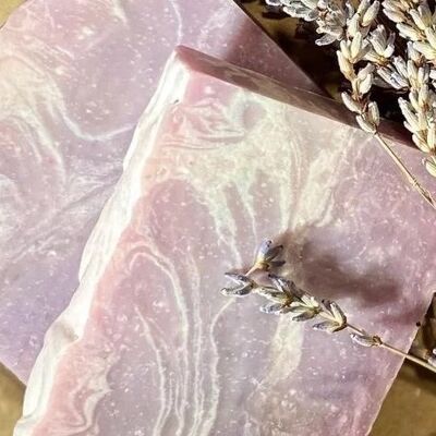 Handmade Lavendel-Joghurt Seife