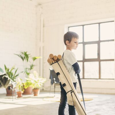 Croquet di legno in una borsa appesa