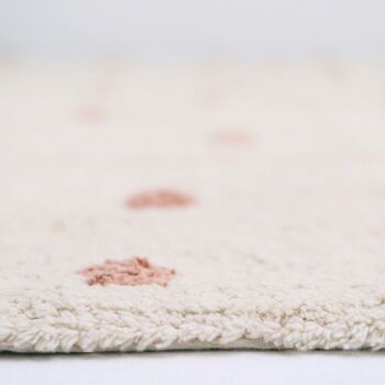 NÜMI Rose nude tapis enfant à pois 5