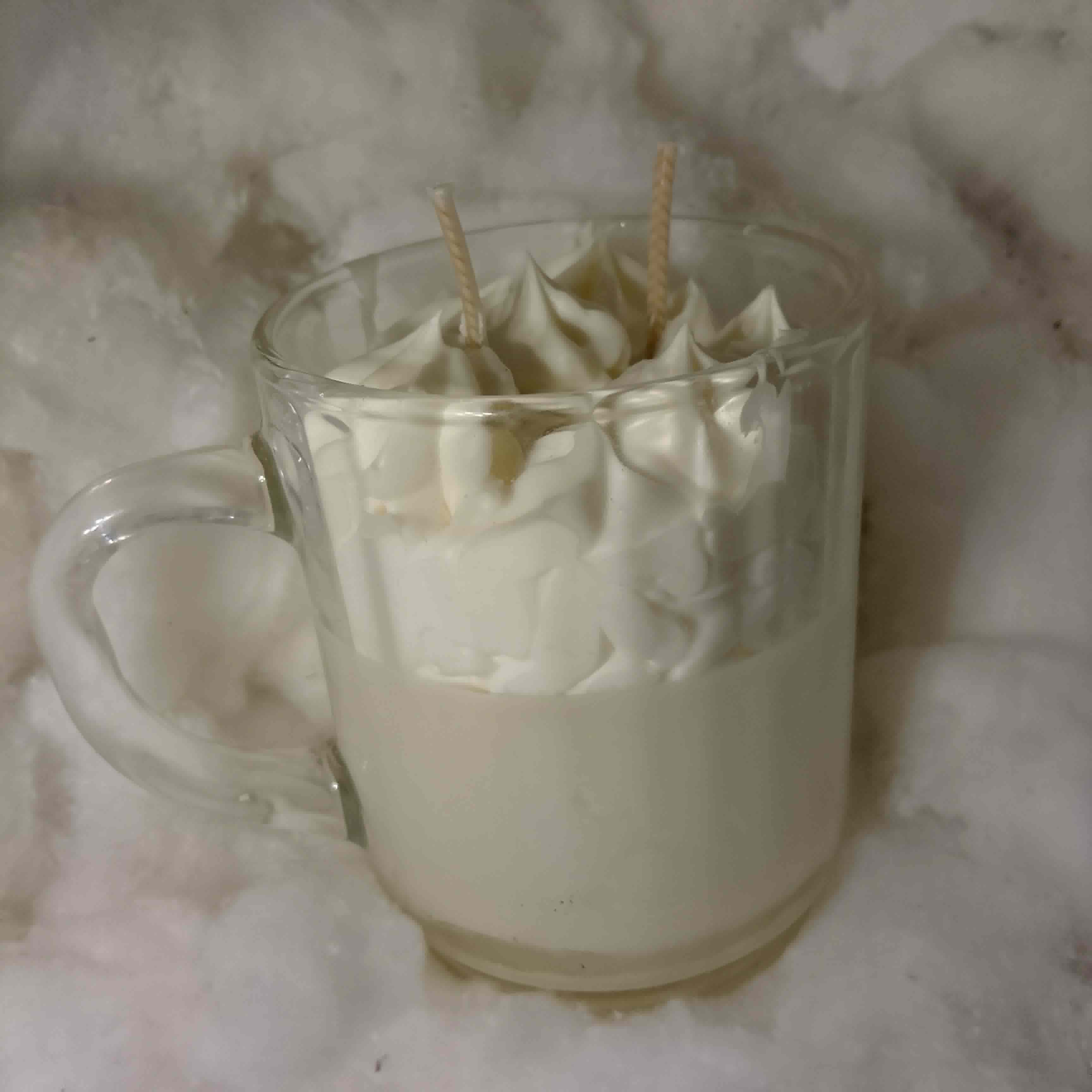 180g scented candle with a fresh, woody fragrance