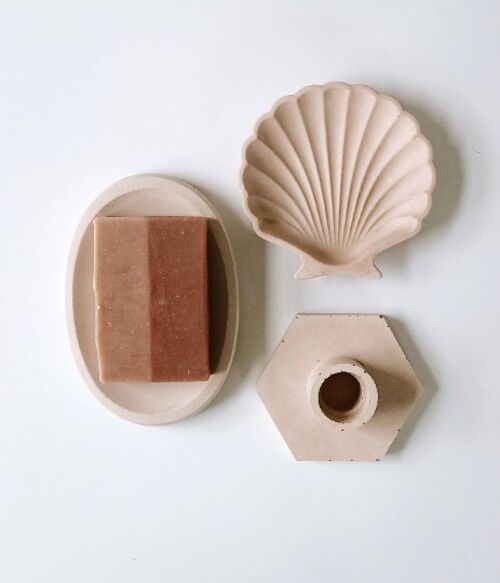 Concrete oval soap dish (plaster pink)